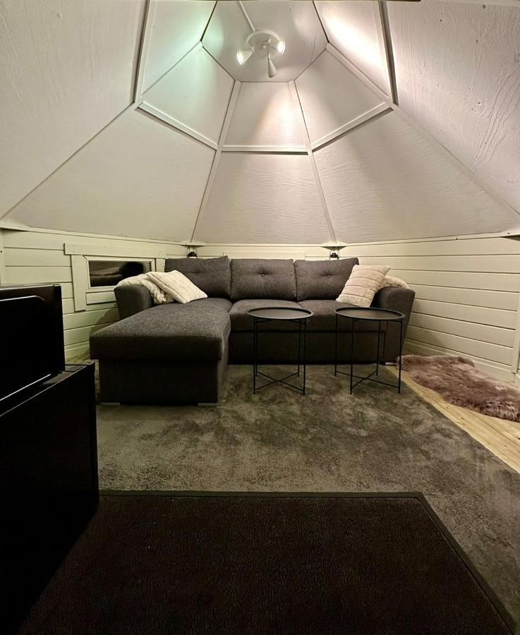 Villa Camp Caroli Hobbit Hut Jukkasjärvi Exterior foto