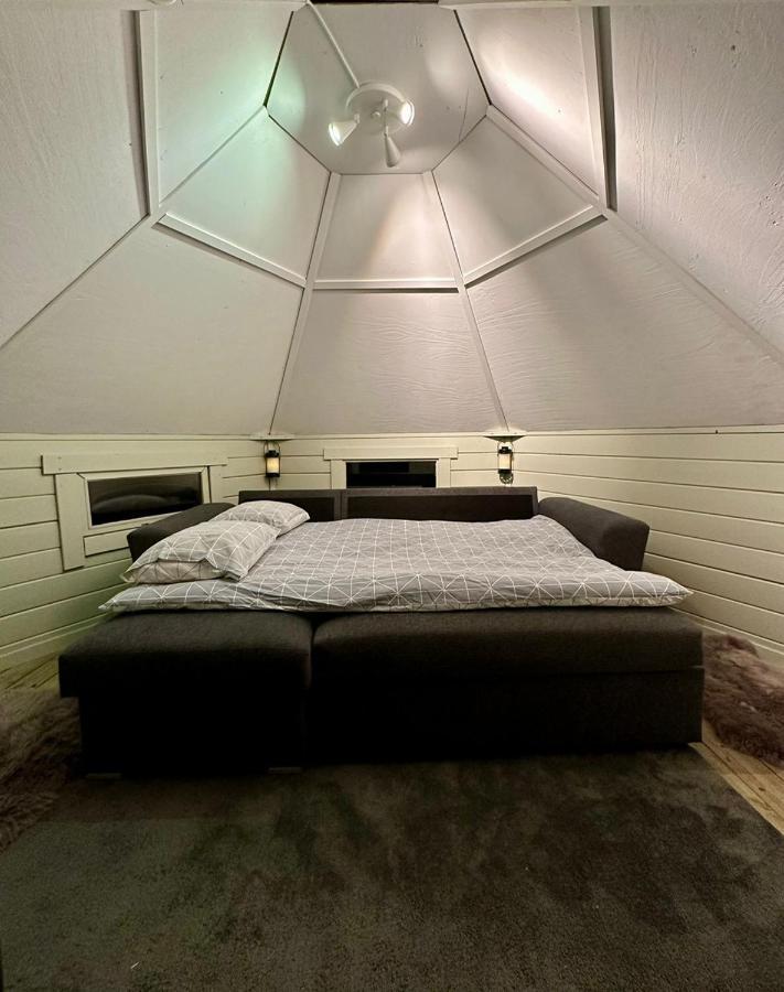 Villa Camp Caroli Hobbit Hut Jukkasjärvi Exterior foto